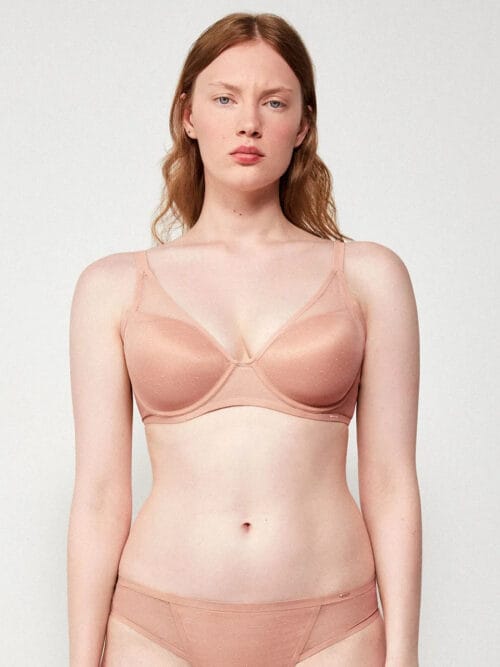 sujetador-capacidad-aros-negro_2Foriginal_2Fsujetador-capacidad-reductor-de-espalda1727779159928167830 Σουτιέν Bralette Plumetti με Μπανέλα και Ενίσχυση